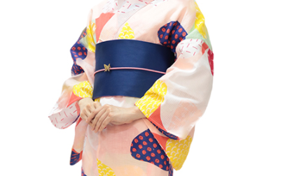 浴衣を着こなすもっとも重要なこと。それは姿勢です。