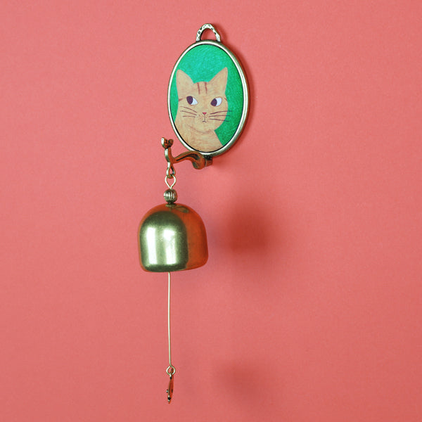 【猫まっしぐらセレクト】KANNEKO 猫のドアベル-茶トラ猫 ライトグリーン