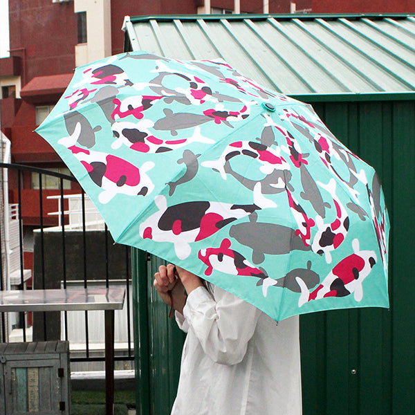 和柄テキスタイル 三つ折り畳み傘‐錦鯉（わがらてきすたいる みつ折りたたみ傘-にしきごい）