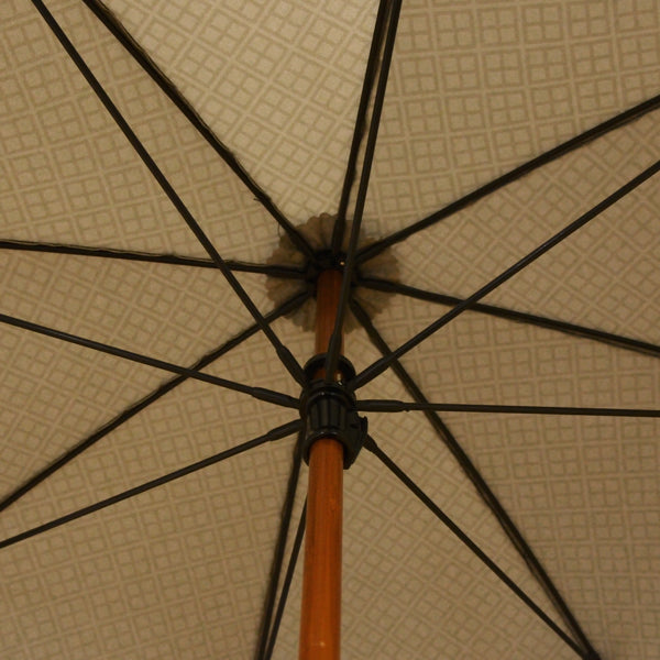 和柄テキスタイル 天然竹蝙蝠傘／濃灰（わがらてきすたいる てんねんだけこうもり傘／のうかい）