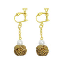 伝統水引細工耳飾‐揺らぎ玉（でんとうみずひきざいくイヤリング‐ゆらぎたま）