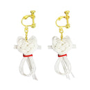 伝統水引細工耳飾‐黒猫/白猫（でんとうみずひきざいくイヤリング‐くろねこ/しろねこ）